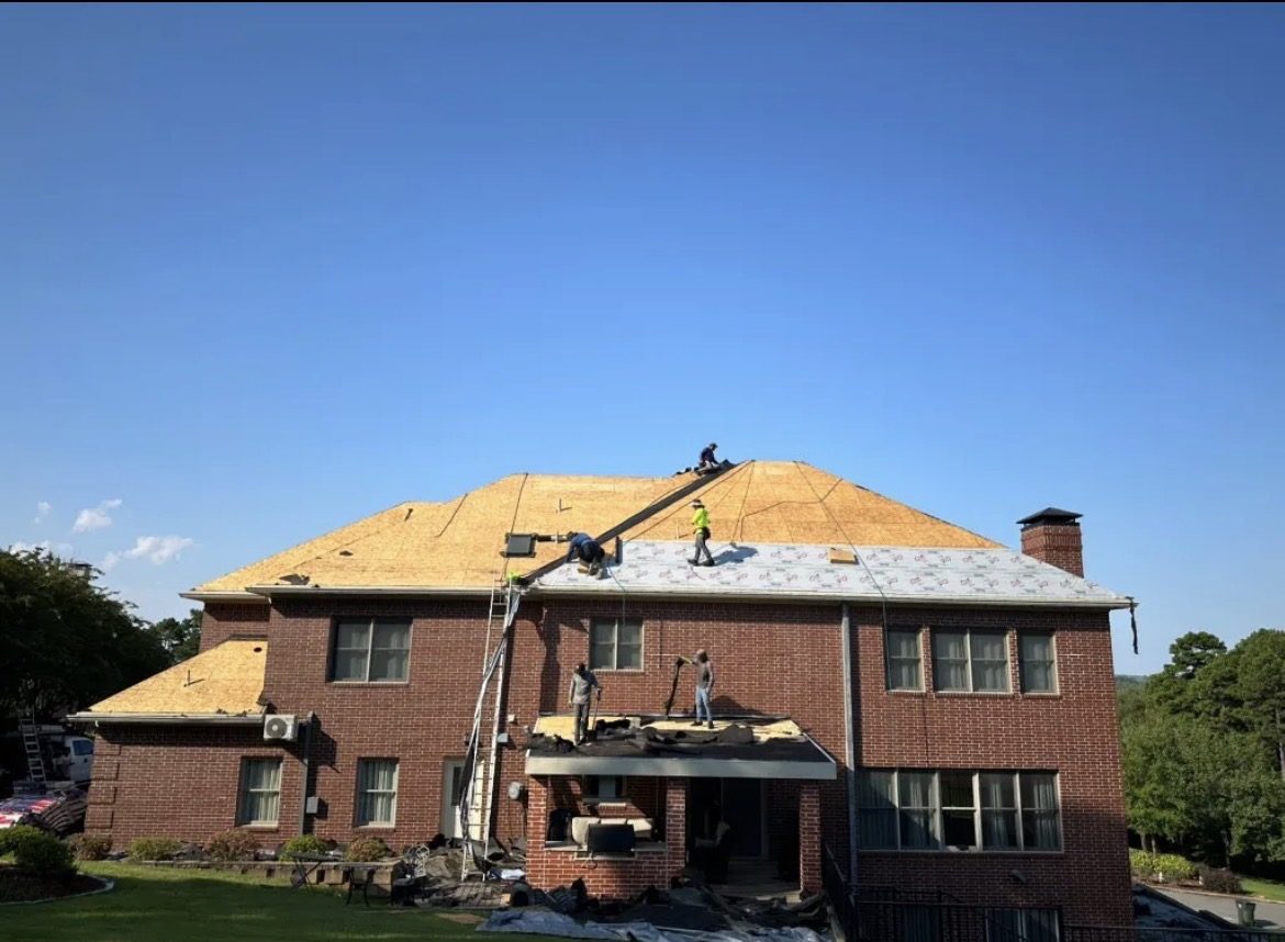 Roofing project photo 1